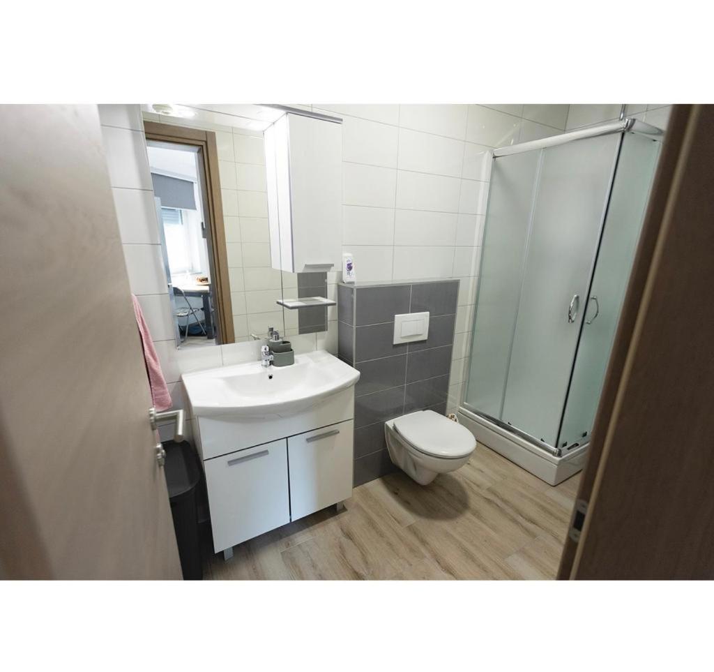 Apartmani Jedro Šilo Exteriör bild