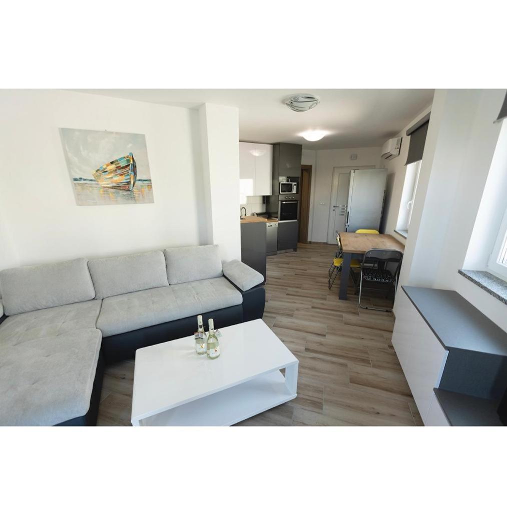 Apartmani Jedro Šilo Exteriör bild