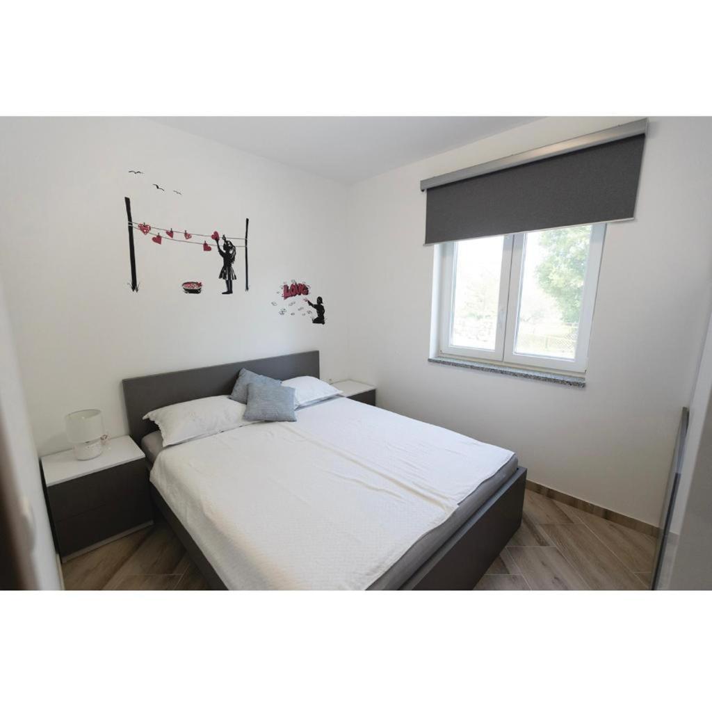 Apartmani Jedro Šilo Exteriör bild