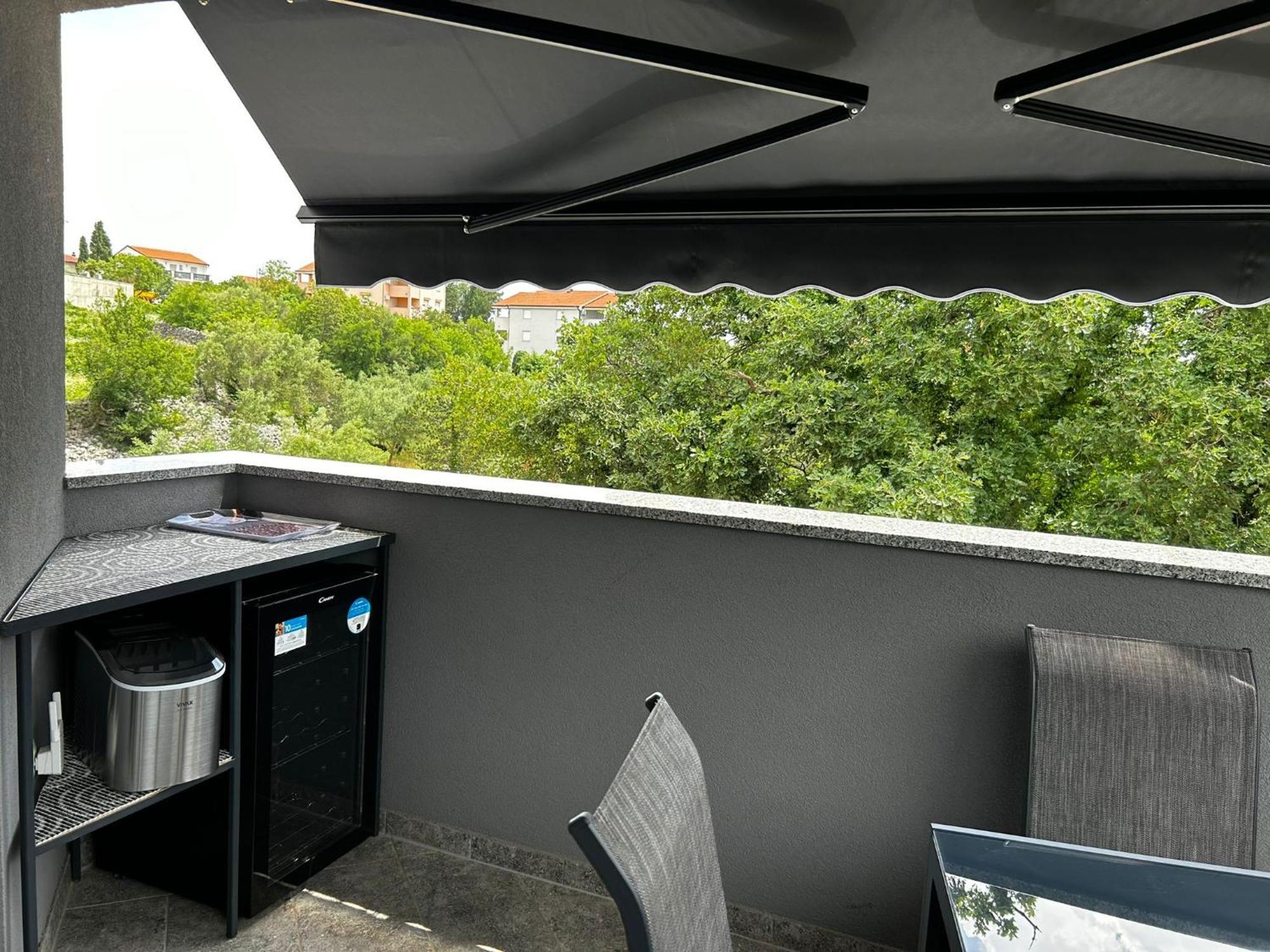 Apartmani Jedro Šilo Exteriör bild